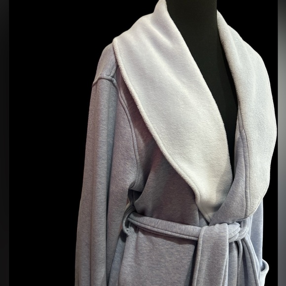 UGG; Duffield 11 Robe - Picture 6 of 7